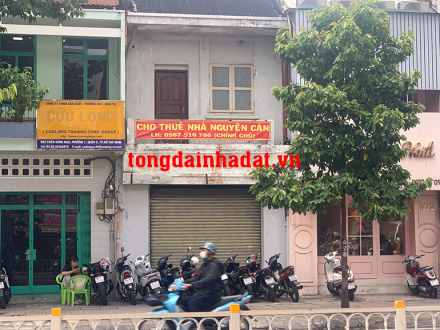 4 Cho thuê 880 Trần Hưng Đạo - P5 - Q5